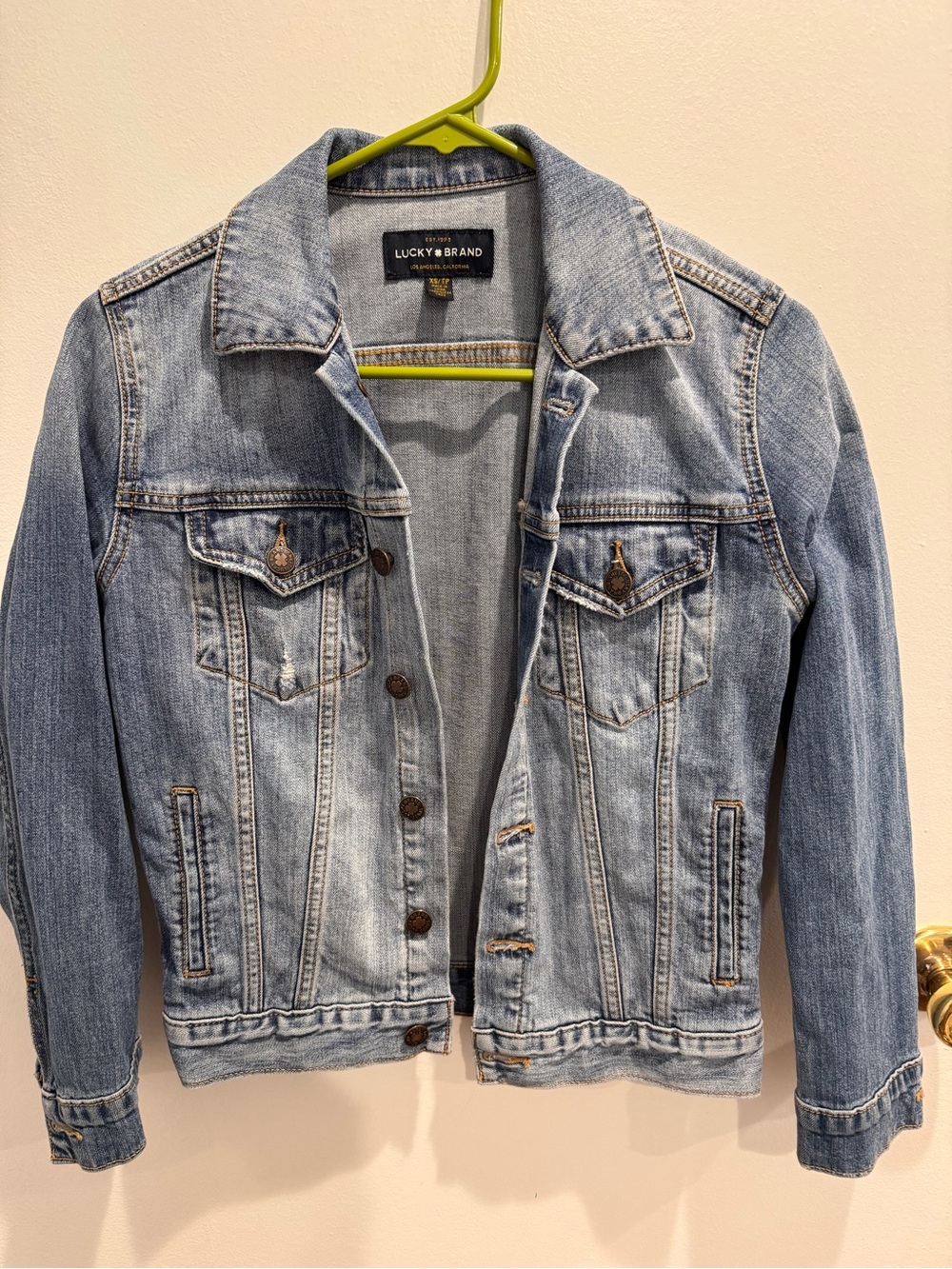 Lucky Brand women’s Light Wash Denim Jacket - Blue